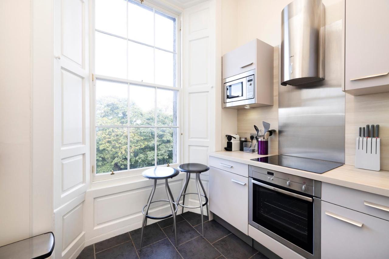Joivy Contemporary Flat In The New Town Apartment Edinburgh Exterior photo