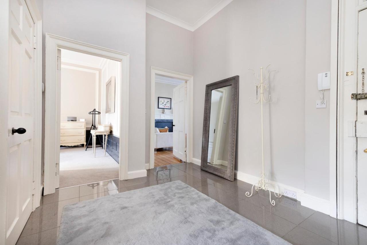 Joivy Contemporary Flat In The New Town Apartment Edinburgh Exterior photo